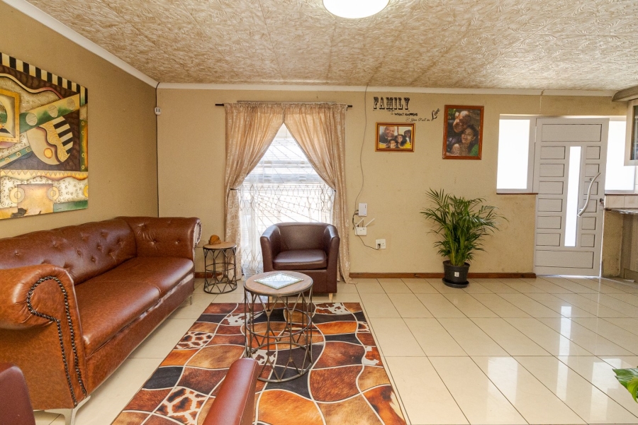 3 Bedroom Property for Sale in Electric City Western Cape